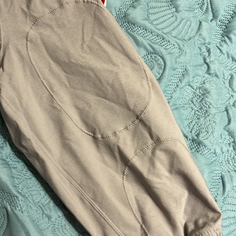 ❤️ (8) NWOT Mens football pants in size large. Made by Adidas. Grey/white/red - Picture 3 of 8